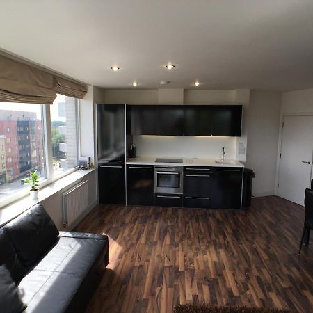 Luxury 2 Bed Penthouse Apartment Near Station Лондон Екстер'єр фото