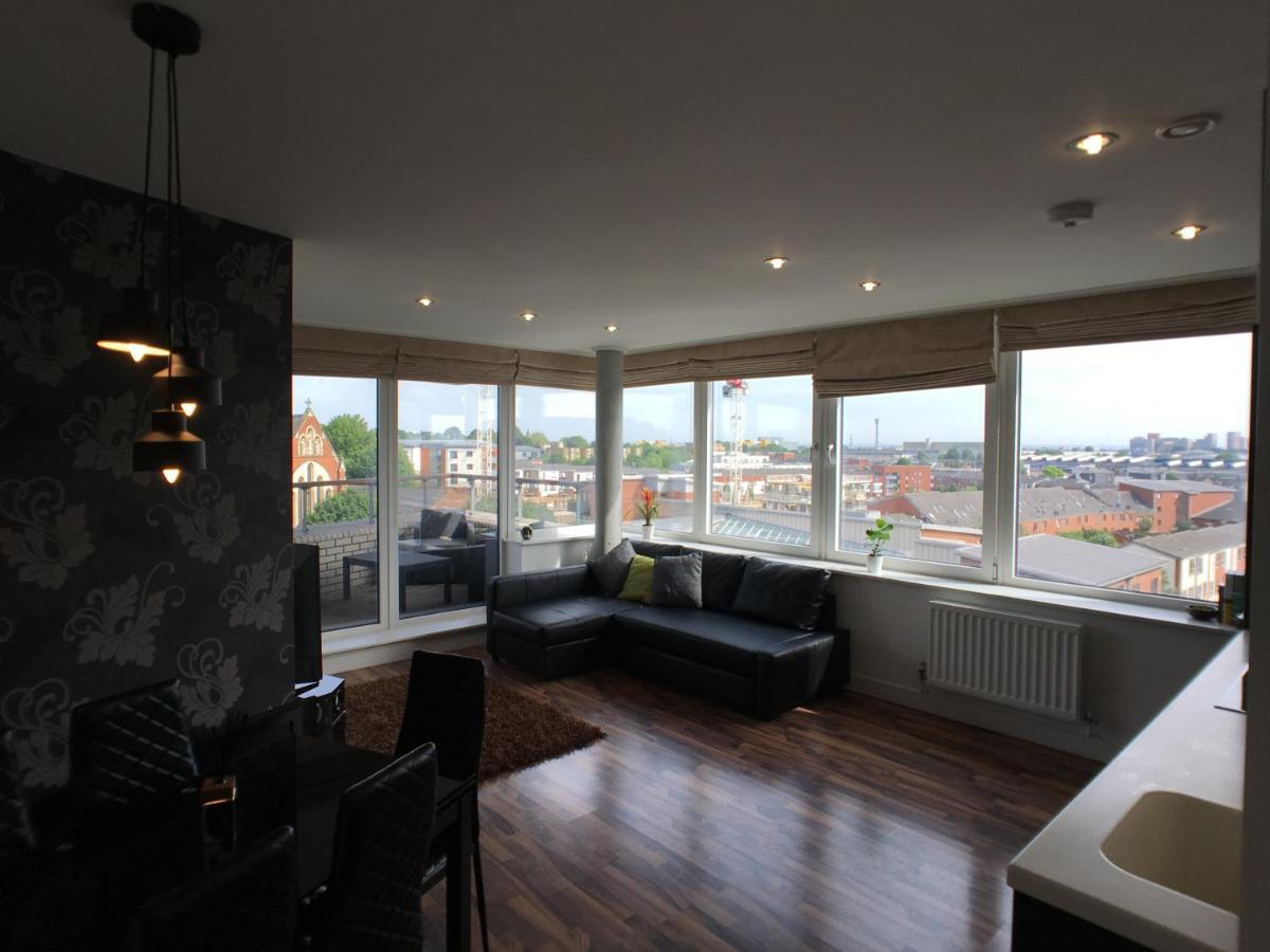 Luxury 2 Bed Penthouse Apartment Near Station Лондон Екстер'єр фото