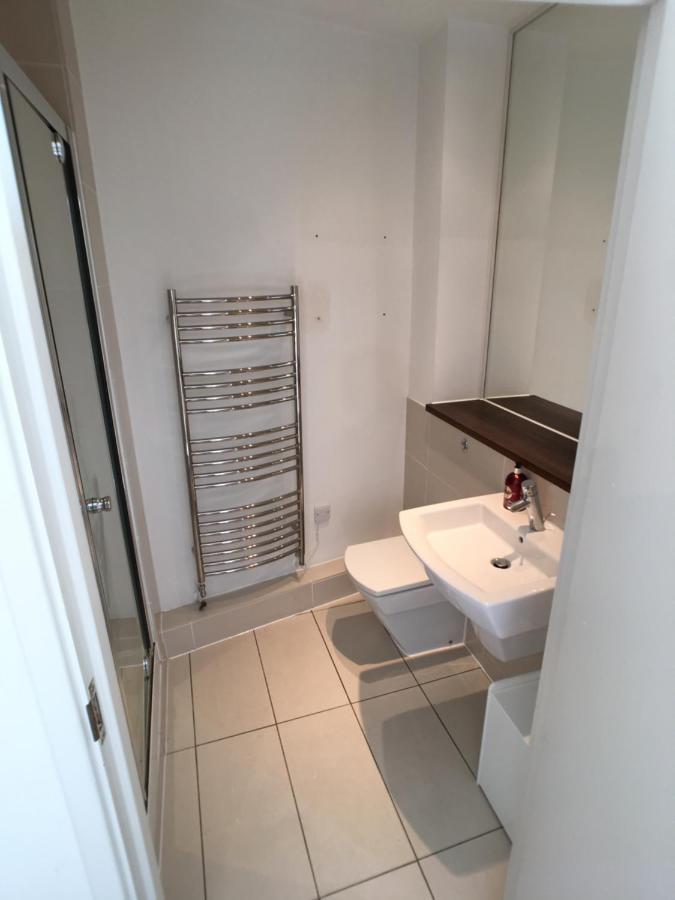 Luxury 2 Bed Penthouse Apartment Near Station Лондон Екстер'єр фото
